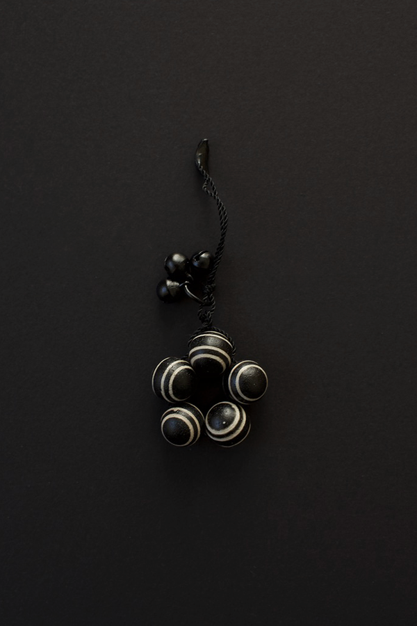 MiniMini Agate Dzi Talisman (4-Stripe)
