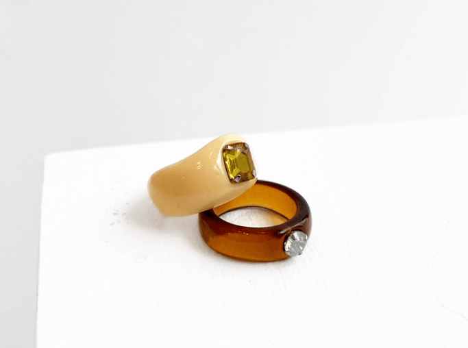Resin Ring With Set Stone - APORTA Shop